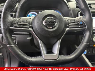 2018 Nissan LEAF SV - Photo 13 - Orange, CA 92868