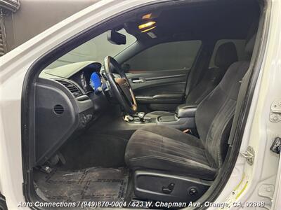 2012 Chrysler 300 Series S V6   - Photo 6 - Orange, CA 92868