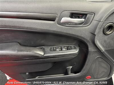 2012 Chrysler 300 Series S V6   - Photo 19 - Orange, CA 92868