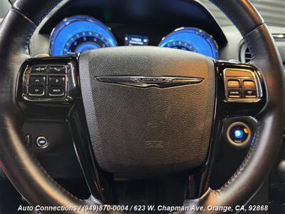 2012 Chrysler 300 Series S V6   - Photo 13 - Orange, CA 92868