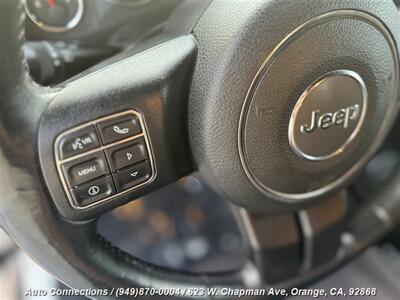 2014 Jeep Wrangler Rubicon   - Photo 15 - Orange, CA 92868