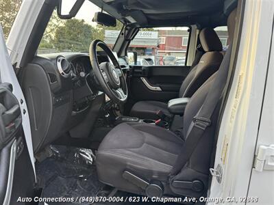 2014 Jeep Wrangler Rubicon   - Photo 6 - Orange, CA 92868