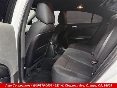 2011 Dodge Charger SE - Photo 9 - Orange, CA 92868
