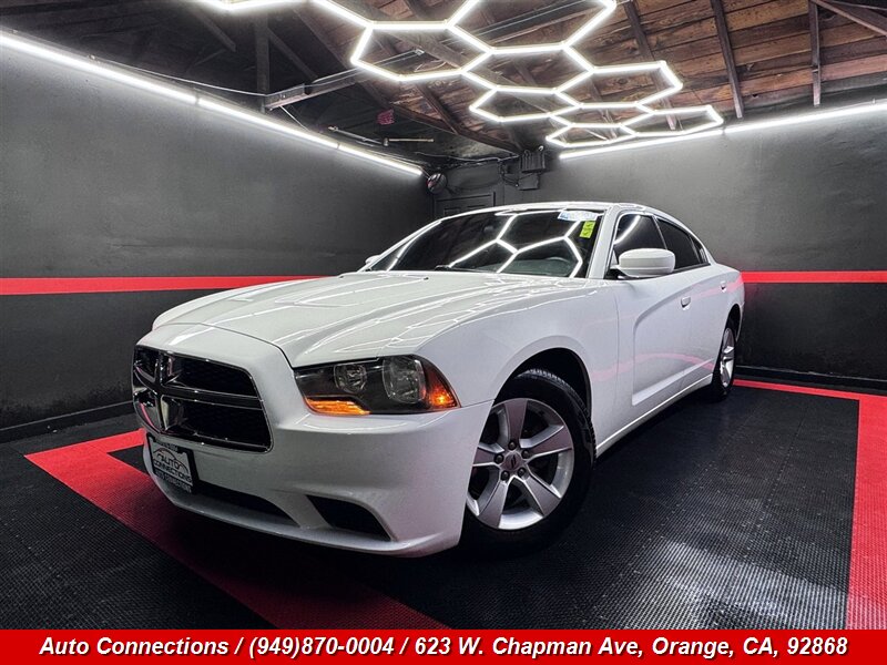 2011 Dodge Charger SE  