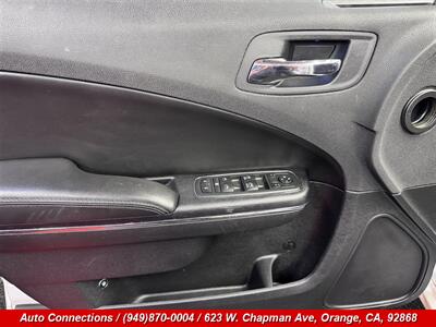 2011 Dodge Charger SE - Photo 18 - Orange, CA 92868