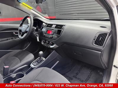 2013 Kia Rio LX   - Photo 10 - Orange, CA 92868