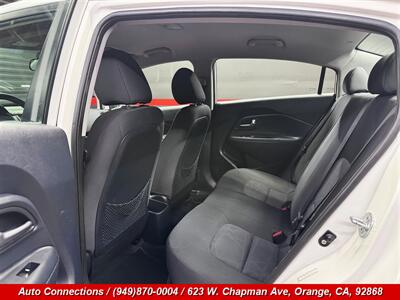 2013 Kia Rio LX   - Photo 9 - Orange, CA 92868