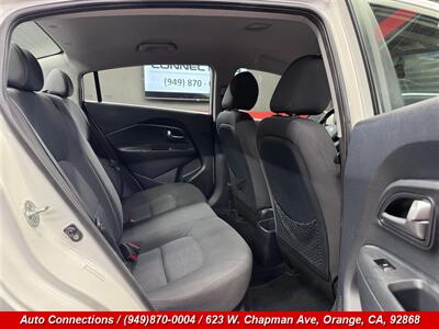 2013 Kia Rio LX   - Photo 8 - Orange, CA 92868