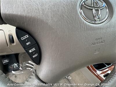 2002 Toyota Camry XLE   - Photo 15 - Orange, CA 92868