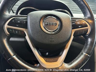 2014 Jeep Grand Cherokee Laredo - Photo 11 - Orange, CA 92868