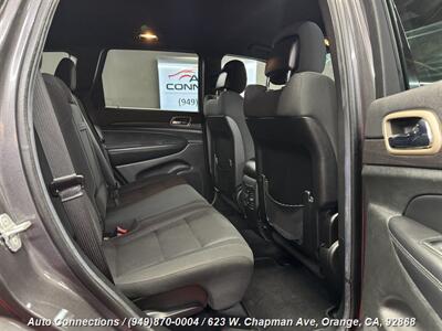 2014 Jeep Grand Cherokee Laredo - Photo 8 - Orange, CA 92868