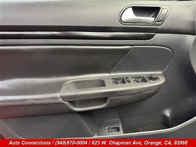 2013 Volkswagen Jetta SportWagen S PZEV   - Photo 21 - Orange, CA 92868