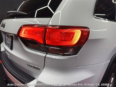 2015 Jeep Grand Cherokee Laredo - Photo 29 - Orange, CA 92868