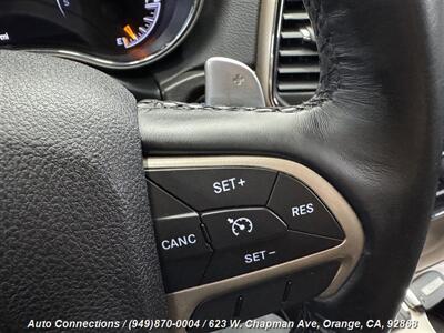 2015 Jeep Grand Cherokee Laredo - Photo 15 - Orange, CA 92868