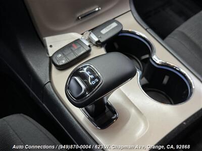 2015 Jeep Grand Cherokee Laredo - Photo 16 - Orange, CA 92868