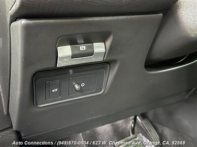 2021 Land Rover Range Rover Evoque S   - Photo 20 - Orange, CA 92868
