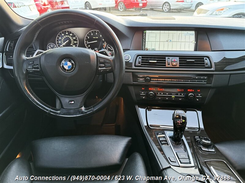 2013 BMW MDX 550i photo