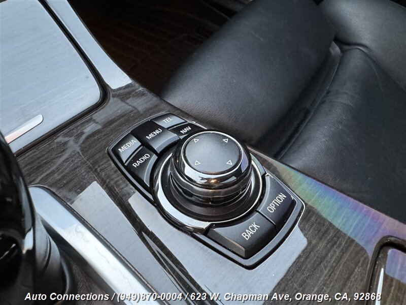 2013 BMW MDX 550i photo