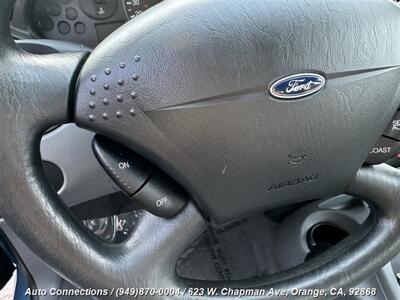 2000 Ford Focus SE   - Photo 15 - Orange, CA 92868