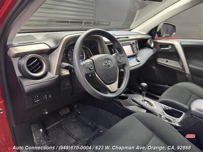 2015 Toyota RAV4 XLE   - Photo 11 - Orange, CA 92868