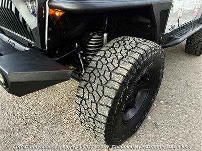 2005 Jeep Wrangler Unlimited   - Photo 29 - Orange, CA 92868