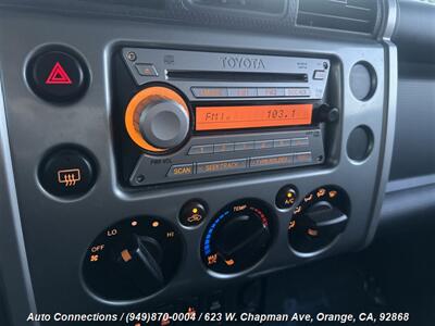 2010 Toyota FJ Cruiser   - Photo 21 - Orange, CA 92868