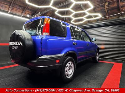 2001 Honda CR-V LX   - Photo 3 - Orange, CA 92868