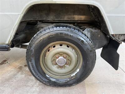 1994 Mercedes-Benz 230GE   - Photo 62 - Frostproof, FL 33843