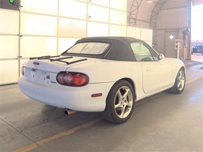 2001 Mazda MX-5 Miata   - Photo 5 - Wylie, TX 75098