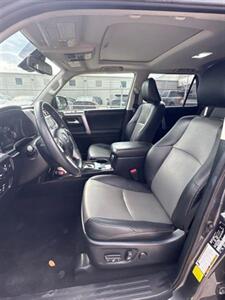 2020 Toyota 4Runner SR5 Premium 4x4   - Photo 6 - Wylie, TX 75098