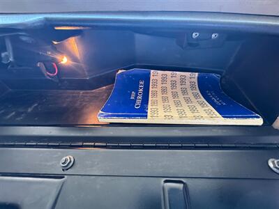 1993 Jeep Cherokee Country LOW MILES 4X4   - Photo 11 - Wylie, TX 75098