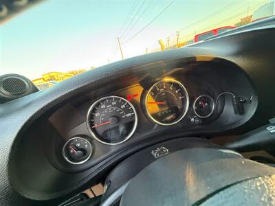 2012 Jeep Wrangler Unlimited Rubicon 4x4   - Photo 9 - Wylie, TX 75098