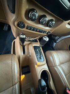 2012 Jeep Wrangler Unlimited Rubicon 4x4   - Photo 10 - Wylie, TX 75098