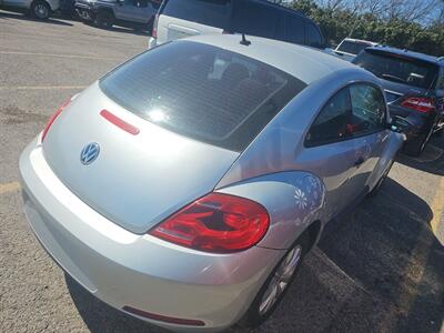 2013 Volkswagen Beetle 2.5L Entry PZEV   - Photo 9 - Wylie, TX 75098