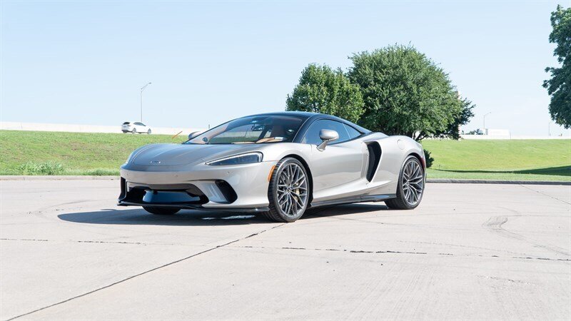 2021 McLaren GT Base