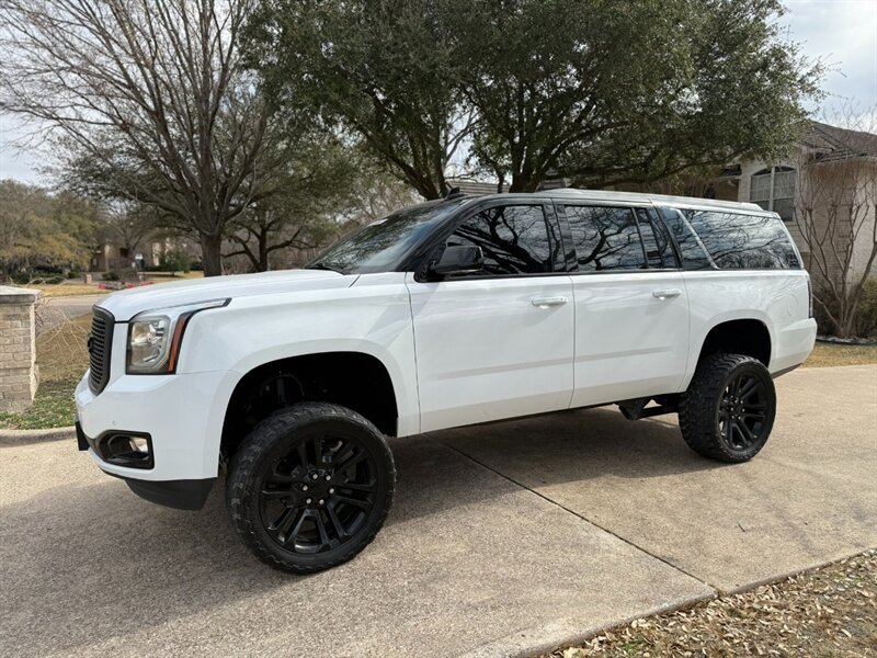 2019 GMC Yukon XL SLT 4X4 LIFTED   - Photo 1 - Wylie, TX 75098