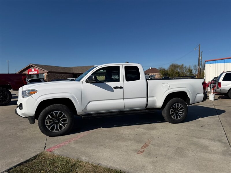2019 Toyota Tacoma SR RELIABLE & READY!  