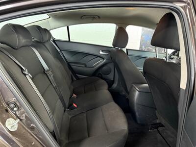 2017 Kia Forte LX - Photo 8 - Newark, IL 60541