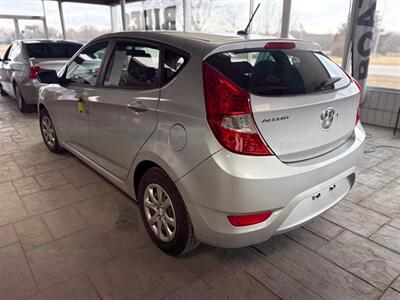 2012 Hyundai ACCENT GS - Photo 3 - Newark, IL 60541