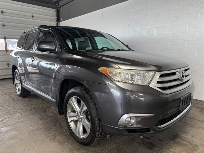 2011 Toyota Highlander Limited  