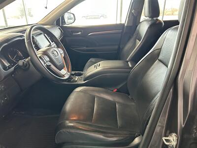 2014 Toyota Highlander Limited   - Photo 5 - Newark, IL 60541