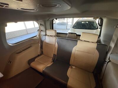 2013 Nissan Armada Platinum   - Photo 7 - Newark, IL 60541