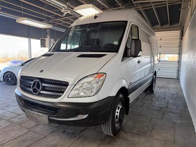 2012 Mercedes-Benz Sprinter 3500   - Photo 2 - Newark, IL 60541