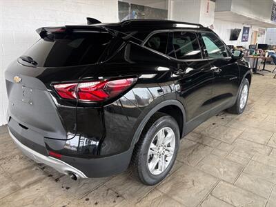 2019 Chevrolet Blazer LT   - Photo 2 - Newark, IL 60541