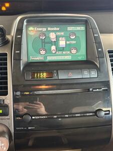 2004 Toyota Prius   - Photo 8 - Newark, IL 60541