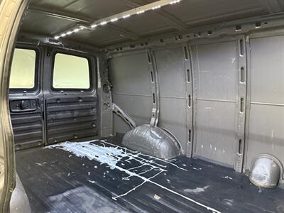 2011 Chevrolet Express 1500   - Photo 9 - Newark, IL 60541