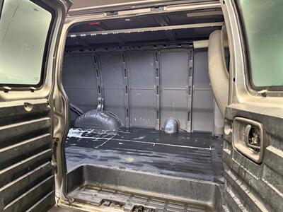 2011 Chevrolet Express 1500   - Photo 10 - Newark, IL 60541