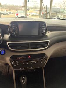 2021 Hyundai TUCSON Value   - Photo 9 - Newark, IL 60541