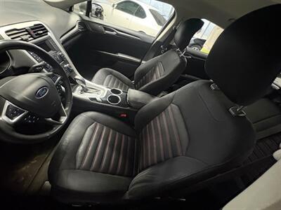 2013 Ford Fusion SE - Photo 5 - Newark, IL 60541