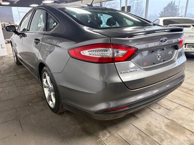2013 Ford Fusion SE - Photo 3 - Newark, IL 60541